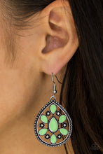 Load image into Gallery viewer, Spring Arrival - GREEN Earring