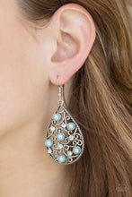 Load image into Gallery viewer, Glowing Vineyards -BLUE Earring