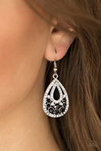 Load image into Gallery viewer, Sparkling Stardom -BLACK Earrings
