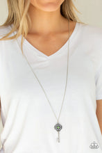 Load image into Gallery viewer, Get It On Lock - Green Necklaces