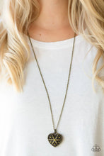 Load image into Gallery viewer, Casanova Charm - green Necklace