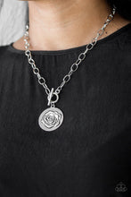 Load image into Gallery viewer, BEAUTIFUL BELLE - SILVER NECKLACE