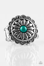 Load image into Gallery viewer, Daring Daisy- GREEN Ring