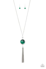 Load image into Gallery viewer, Sparkling spectacle- GREEN Necklace