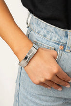 Load image into Gallery viewer, Raw Razzle - Silver Bracelet