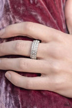 Load image into Gallery viewer, FASHION FIX - Fiercely 5th Avenue --Silver set (2/22)