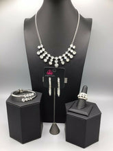 Load image into Gallery viewer, Fashion Fix- Fiercely 5th Avenue - February 2021 - Complete Set