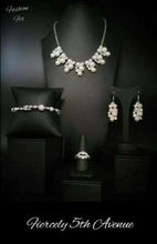Load image into Gallery viewer, Fashion Fix Set-Fiercely Fifth Avenue - White--COMPLETE Trend October