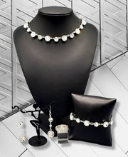 Load image into Gallery viewer, Fiercely Fifth Avenue - February 2022 Set