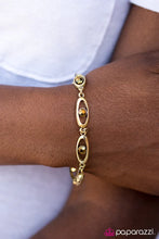 Load image into Gallery viewer, Starry Eyed -BRASS BRACELET

