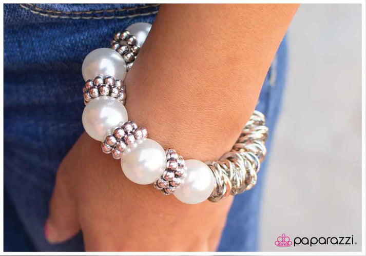 Miss Understood - White Bracelet