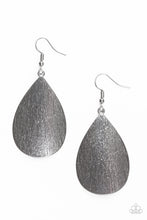 Load image into Gallery viewer, All Allure - BLACK EARRINGS
