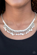 Load image into Gallery viewer, Glamor Trove-White necklaces
