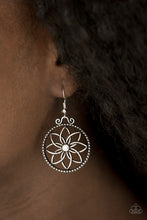 Load image into Gallery viewer, Bloom Bloom- White Earrings

