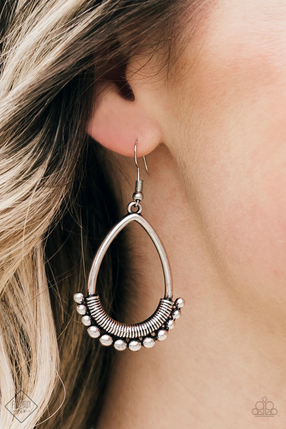 Steal The Thunder - Silver Earring