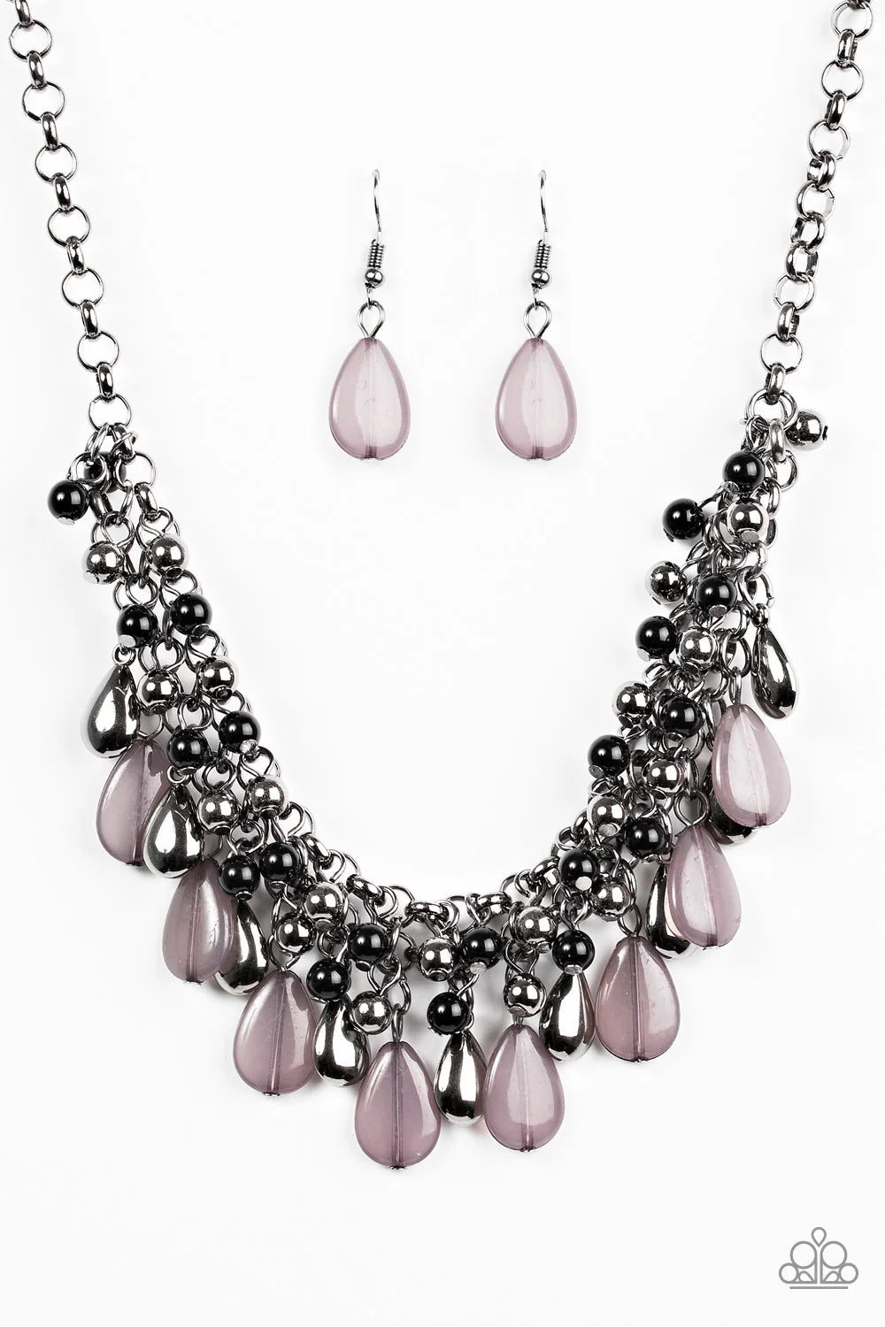 Diva Attitude -BLACK   Necklace