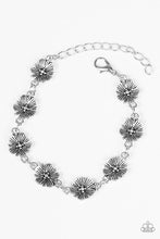 Load image into Gallery viewer, Poppy Posh - Silver   Bracelet
