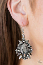 Load image into Gallery viewer, Diva Decor - Silver  Earrings
