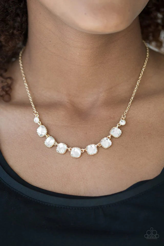 DELUXE LUXE - GOLD NECKLACE