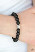 Load image into Gallery viewer, Temperature Black Stone- BLACK   Bracelet
