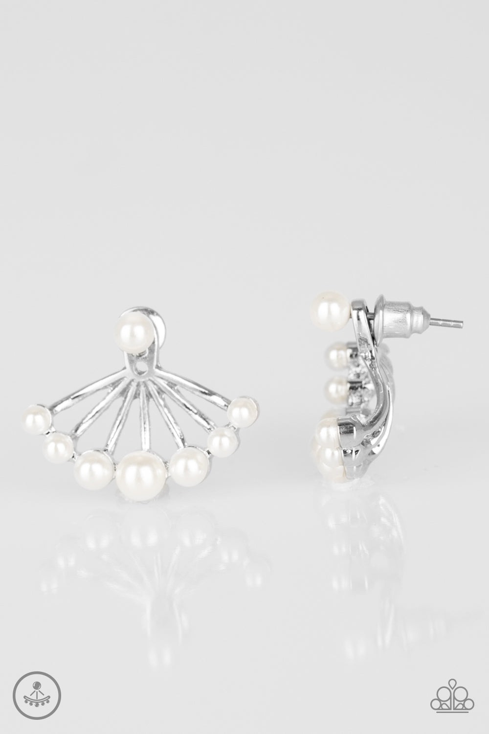 BIG DREAMS -WHITE EARRINGS