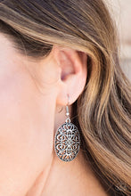 Load image into Gallery viewer, WISTFULLY WHIMSICAL - SILVER EARRING

