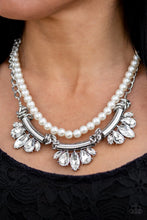 Load image into Gallery viewer, Bow To The Queen -White Necklace
