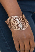 Load image into Gallery viewer, Leafy Lei  - Copper  Bracelet
