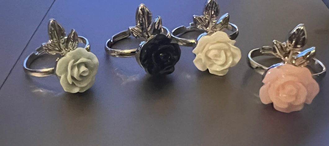 Flower Rings with silver leaves - Lil Diva - *****4 for $1.00