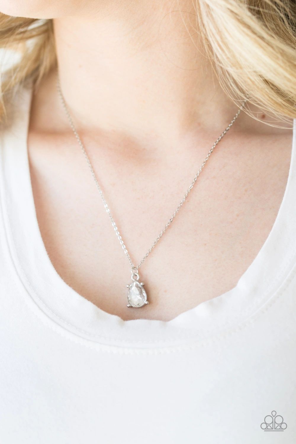Classy Classicist  - WHITE  Necklace