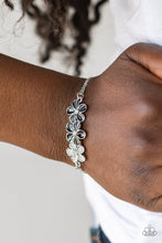 Load image into Gallery viewer, Flowering Fiji - BLACK  Bracelet
