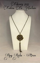 Load image into Gallery viewer, Flowergarden Fashionista- White  Necklace
