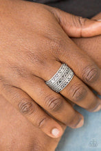 Load image into Gallery viewer, Textile Triumph - SILVER Ring
