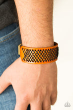 Load image into Gallery viewer, CROSS THE LINE - BROWN URBAN BRACELET

