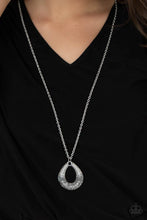 Load image into Gallery viewer, Glitz And Grind - Silver Necklace
