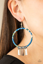 Load image into Gallery viewer, Garden Chimes - BLUE  Earring

