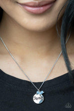 Load image into Gallery viewer, WARM MY HEART - BLUE    Necklace
