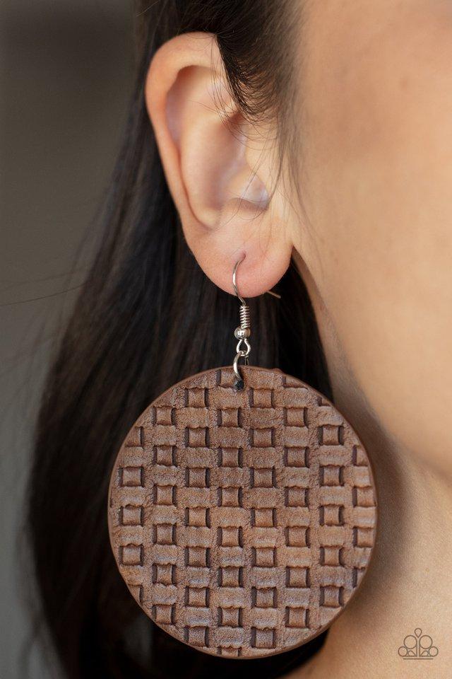 Weave Me Out Of It  -BROWN   Earring