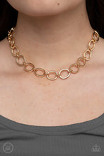 Load image into Gallery viewer, 90&#39;s Nostalgia - gold chocker Necklace
