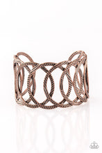 Load image into Gallery viewer, THE MAIN CONTENDER -COPPER NECKLACE
