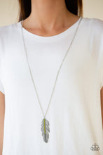 Load image into Gallery viewer, Sky quest  - GREEN  Necklace
