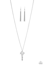 Load image into Gallery viewer, The Keynoter  - SILVER  necklace
