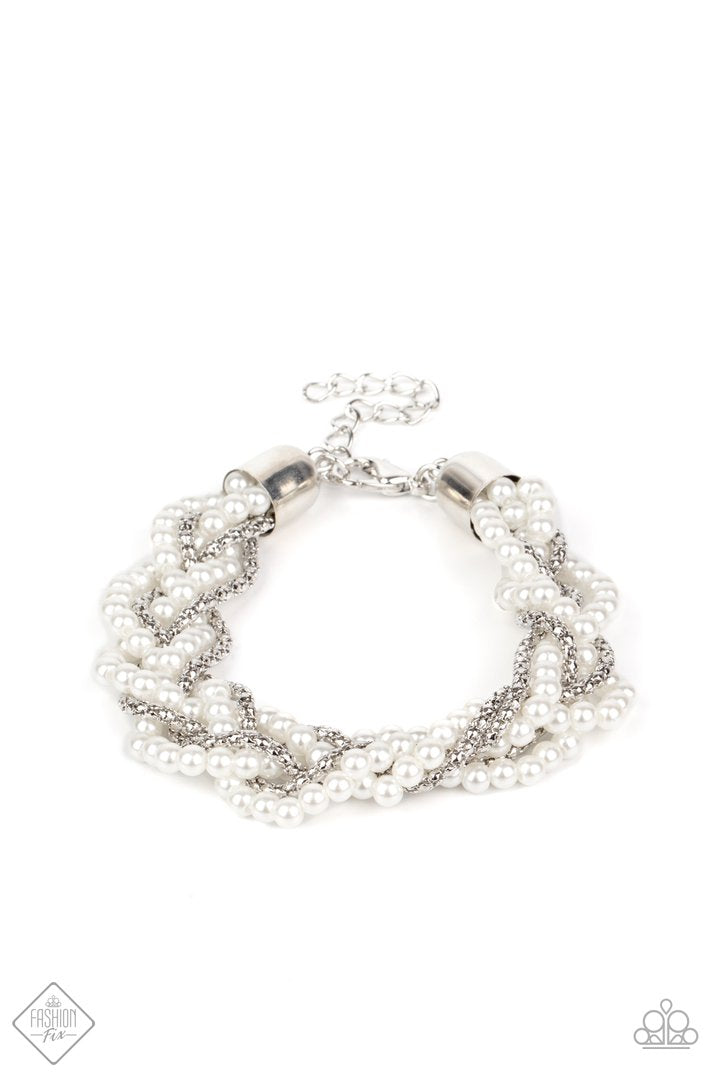 VINTAGE VARIATION -WHITE Bracelet