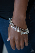 Load image into Gallery viewer, DAZING DAZZLE  - WHITE Bracelet
