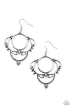 Load image into Gallery viewer, Metallic Macrame - SILVER  Earring
