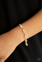 Load image into Gallery viewer, Social Glistening  -GOLD. Bracelet
