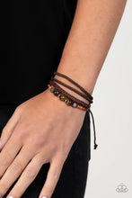Load image into Gallery viewer, Tundra Traker  - Orange i Bracelet

