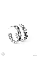 Load image into Gallery viewer, Laurel Wreaths - Silver Earrings
