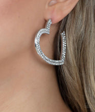 Load image into Gallery viewer, Amore To Love - WHITE  Earring
