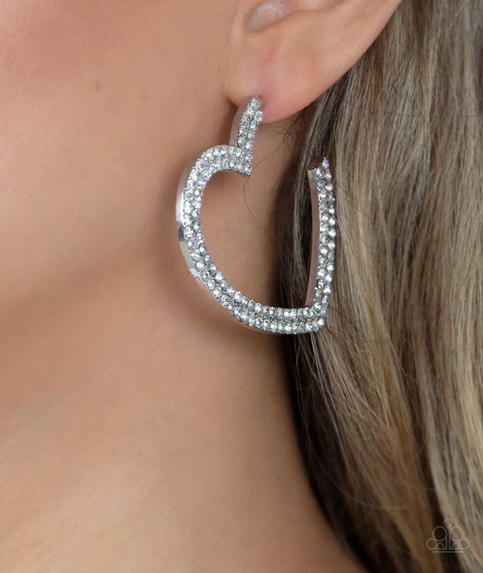 Amore To Love - WHITE  Earring